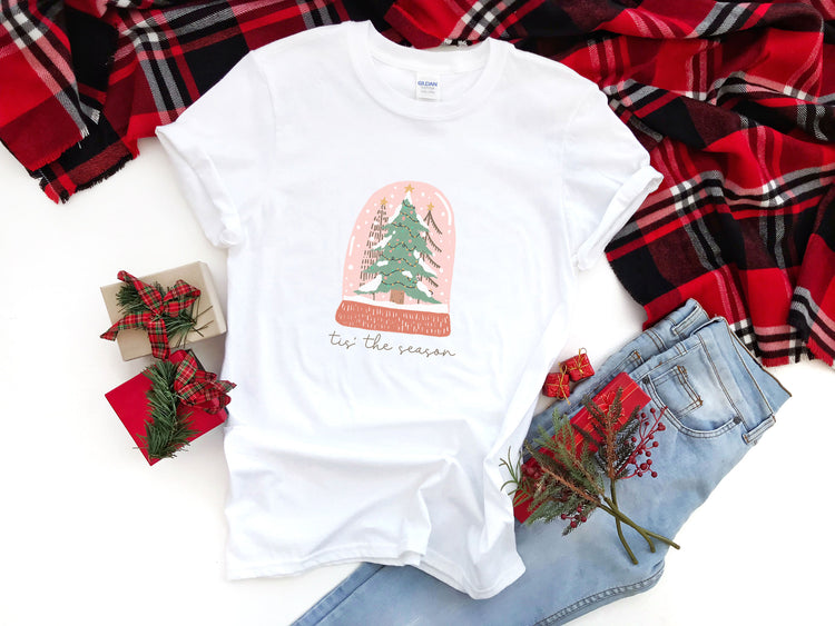 Tis the Season- Snowglobe